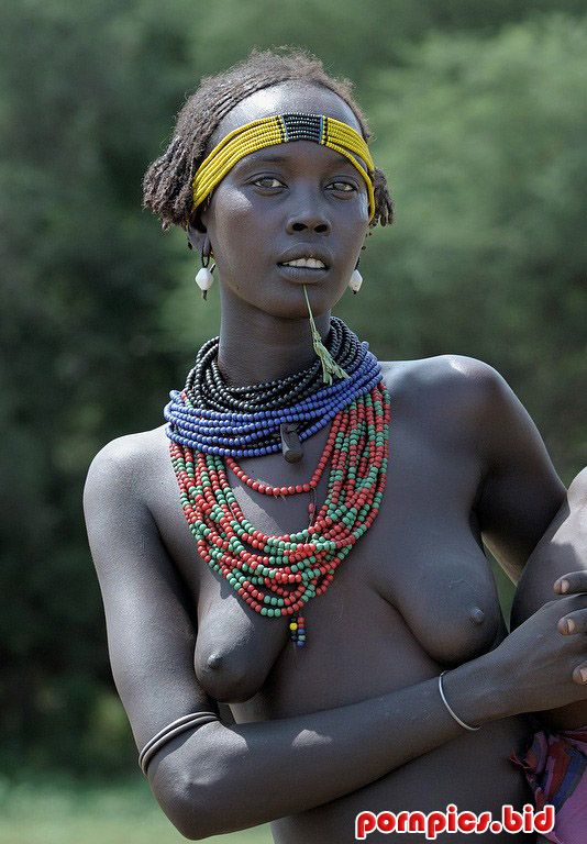 молодая африканская мама