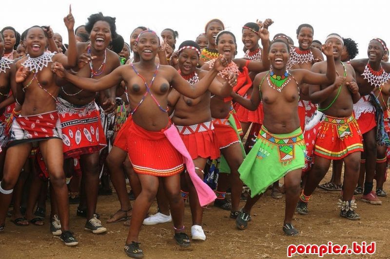 танцы голых девчонок африки